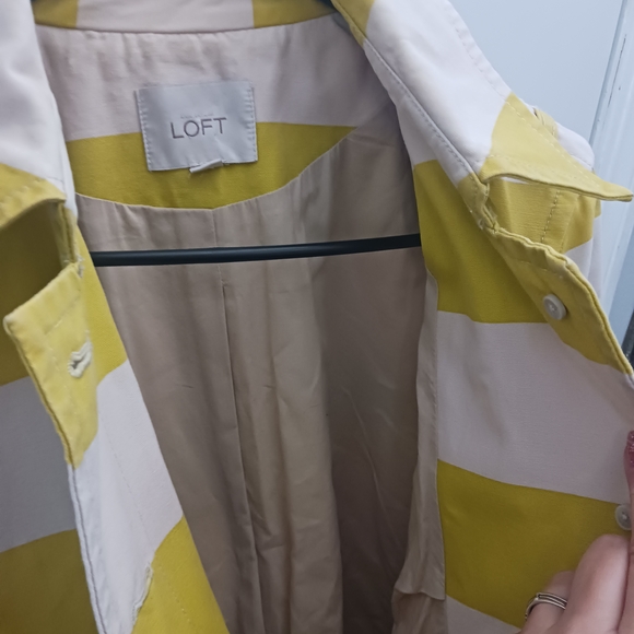 LOFT Women's Yellow and Cream Striped Trench Coat - Picture 7 of 9